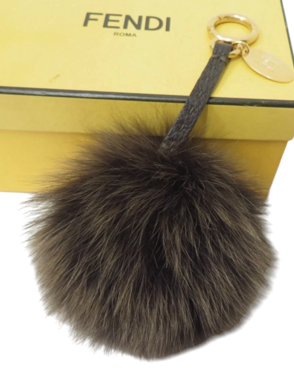 FENDI Selleria Fox Fur Pom Pom Bag Charm / Key Ring – Brown Fur